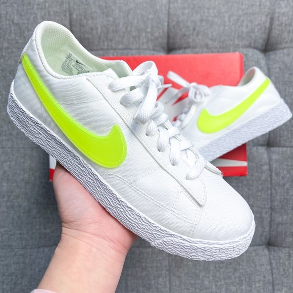 🤍💛🍋 Women's Nike Blazer Low white yellow shoes - Picture 3 of 4